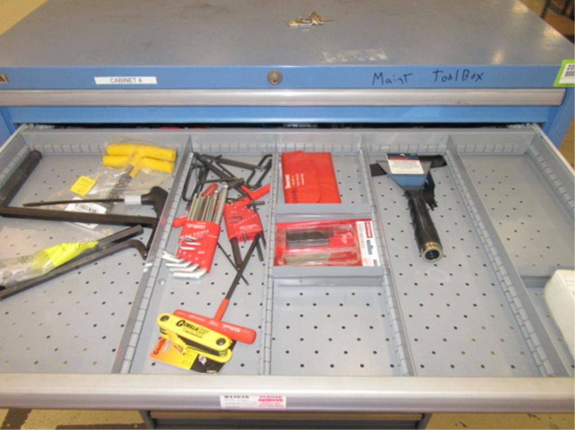 Tool Cabinet - Image 3 of 16
