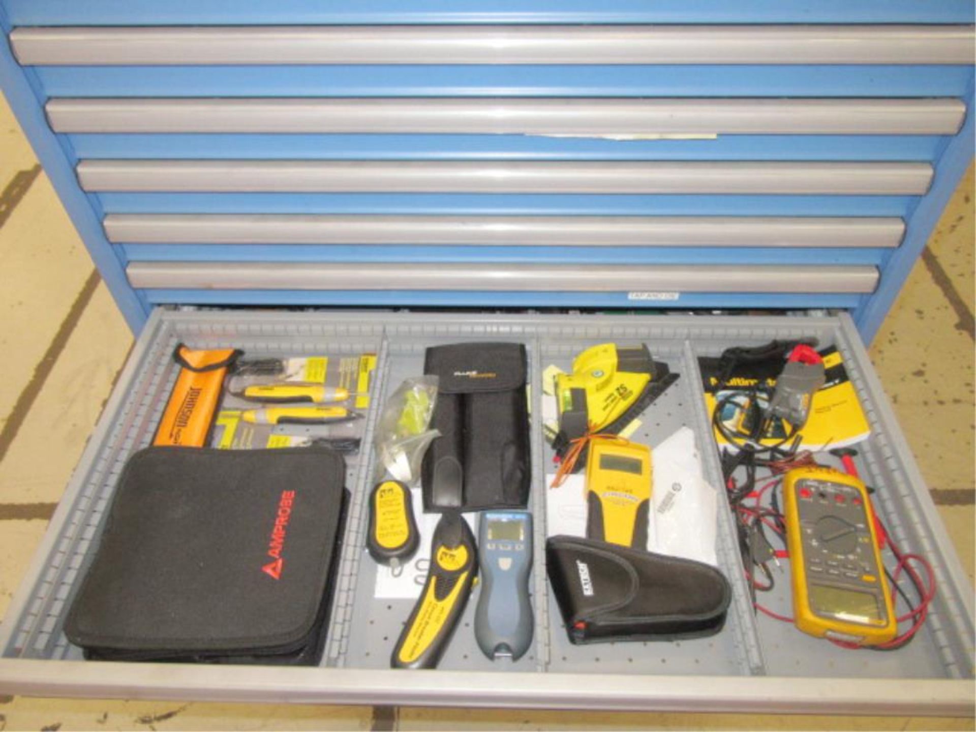 Tool Cabinet - Image 9 of 16