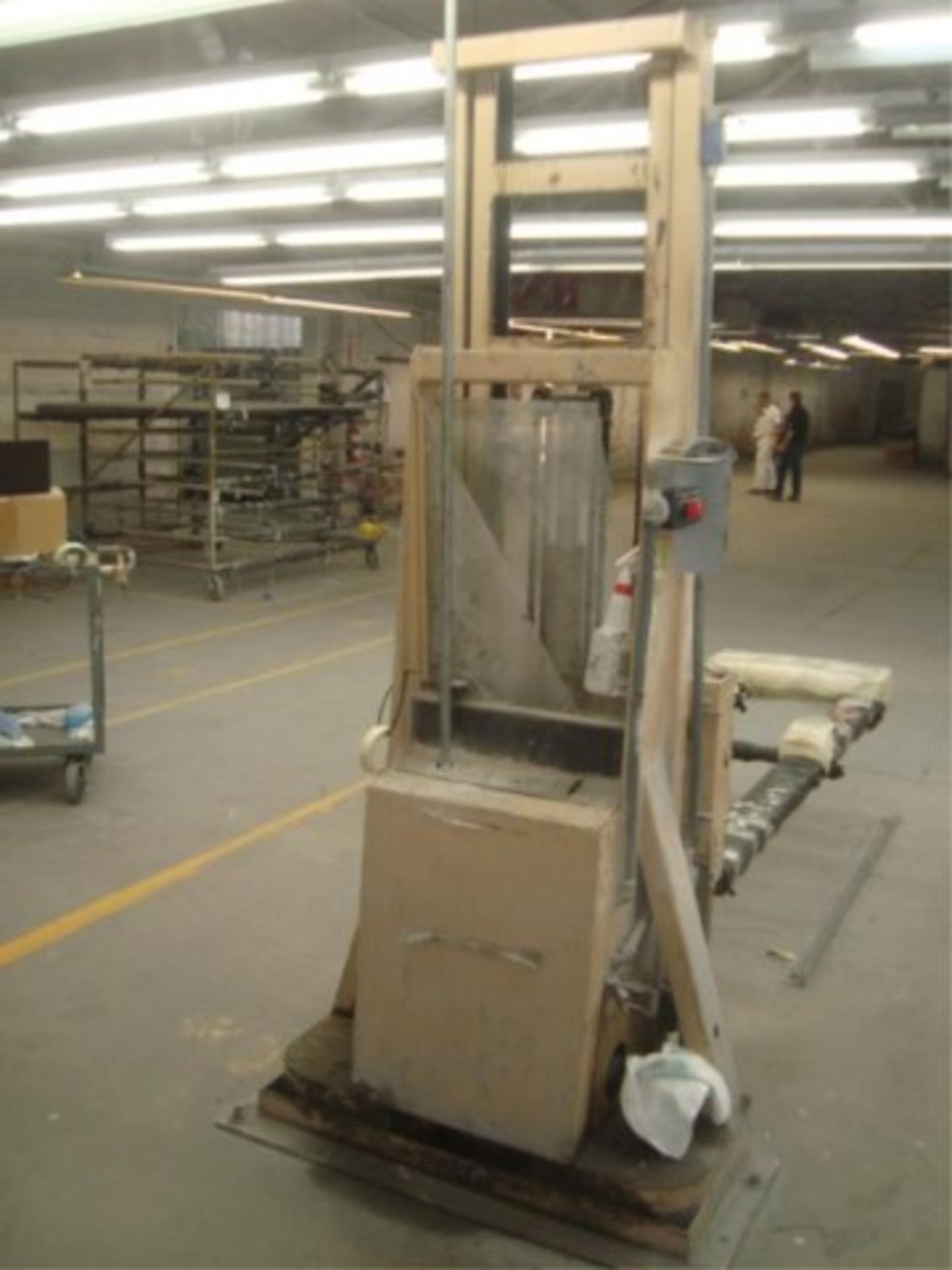 3-HP Electric Floor Mount Lift - Image 3 of 7