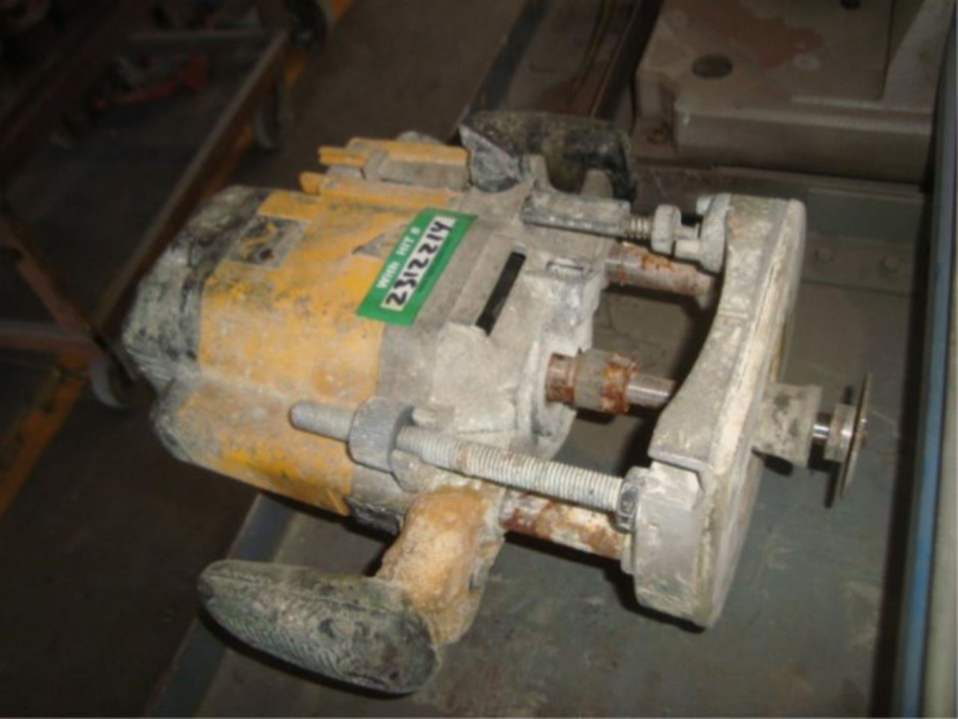 Electric Saws - Image 5 of 6
