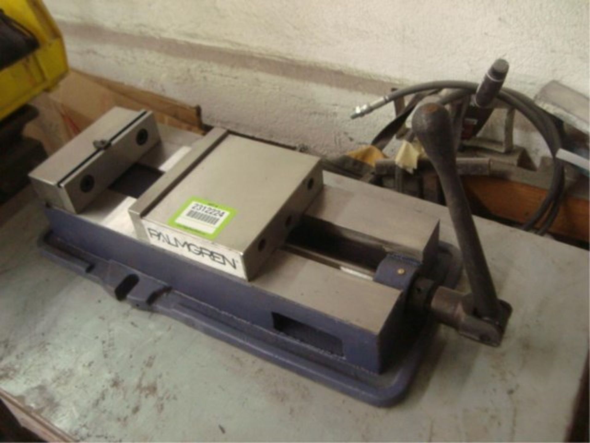 Heavy Duty 6" in. Machine Vise - Image 3 of 3