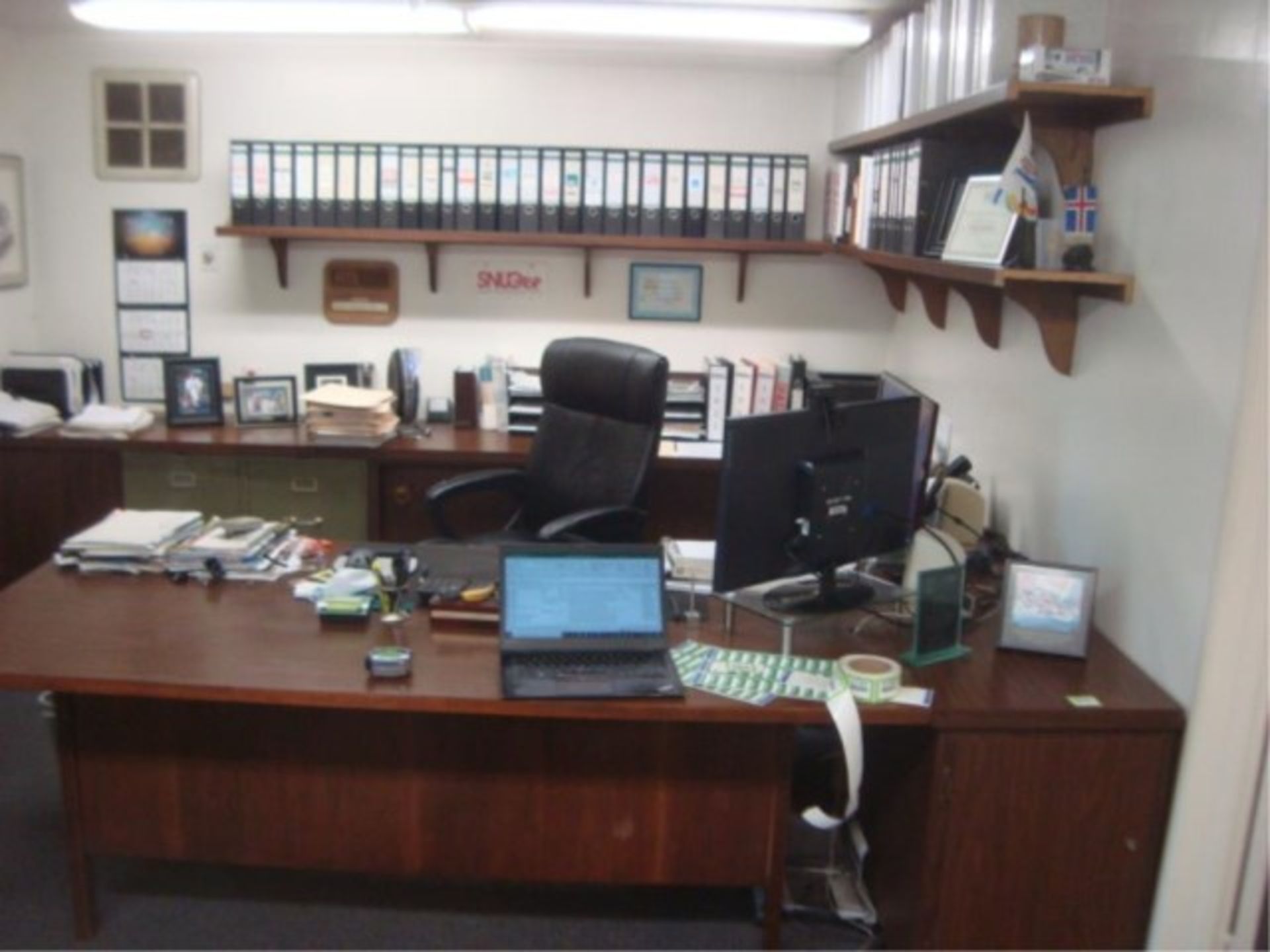 Desk & Furniture