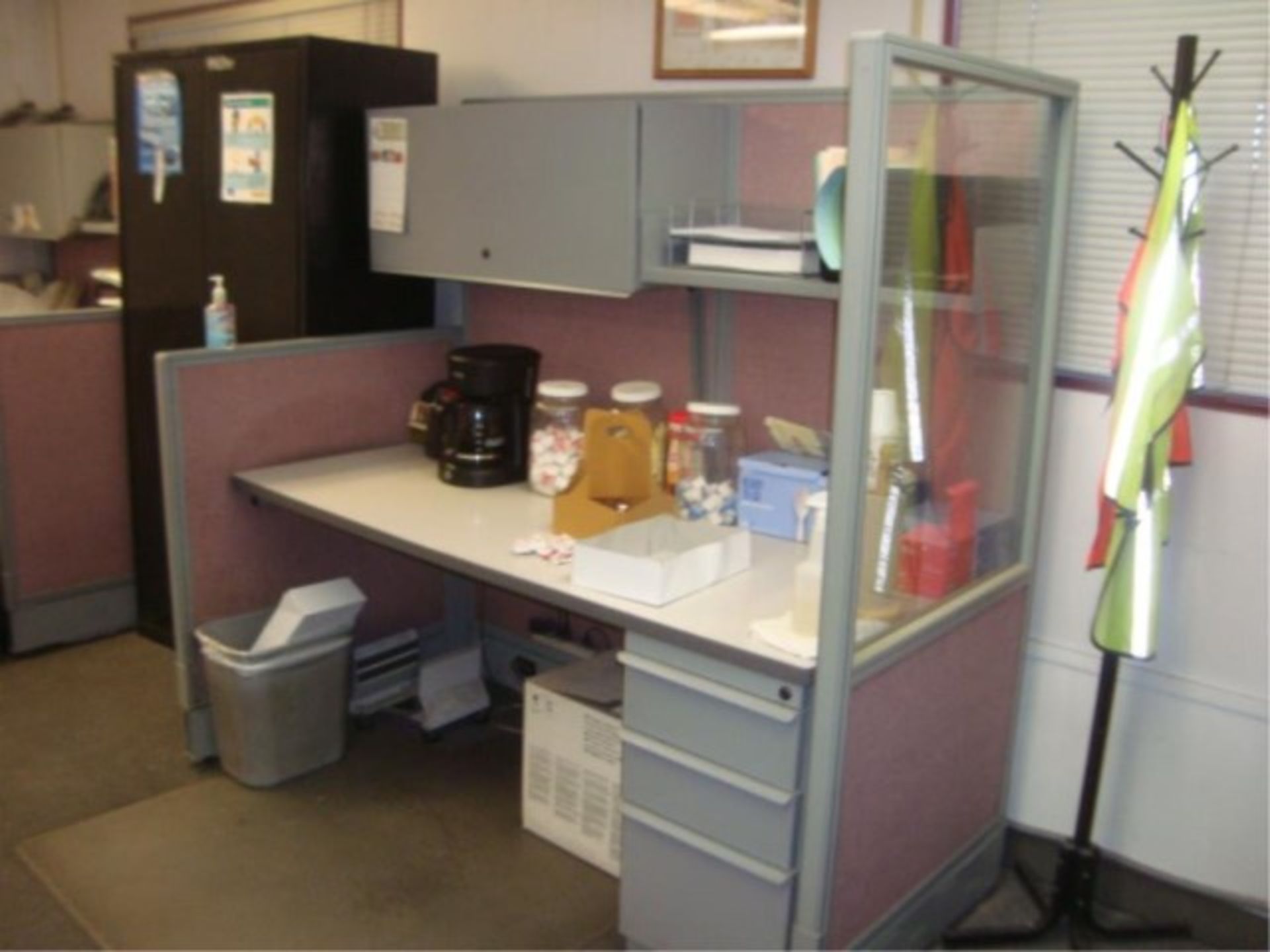 Office Workstations - Image 4 of 8