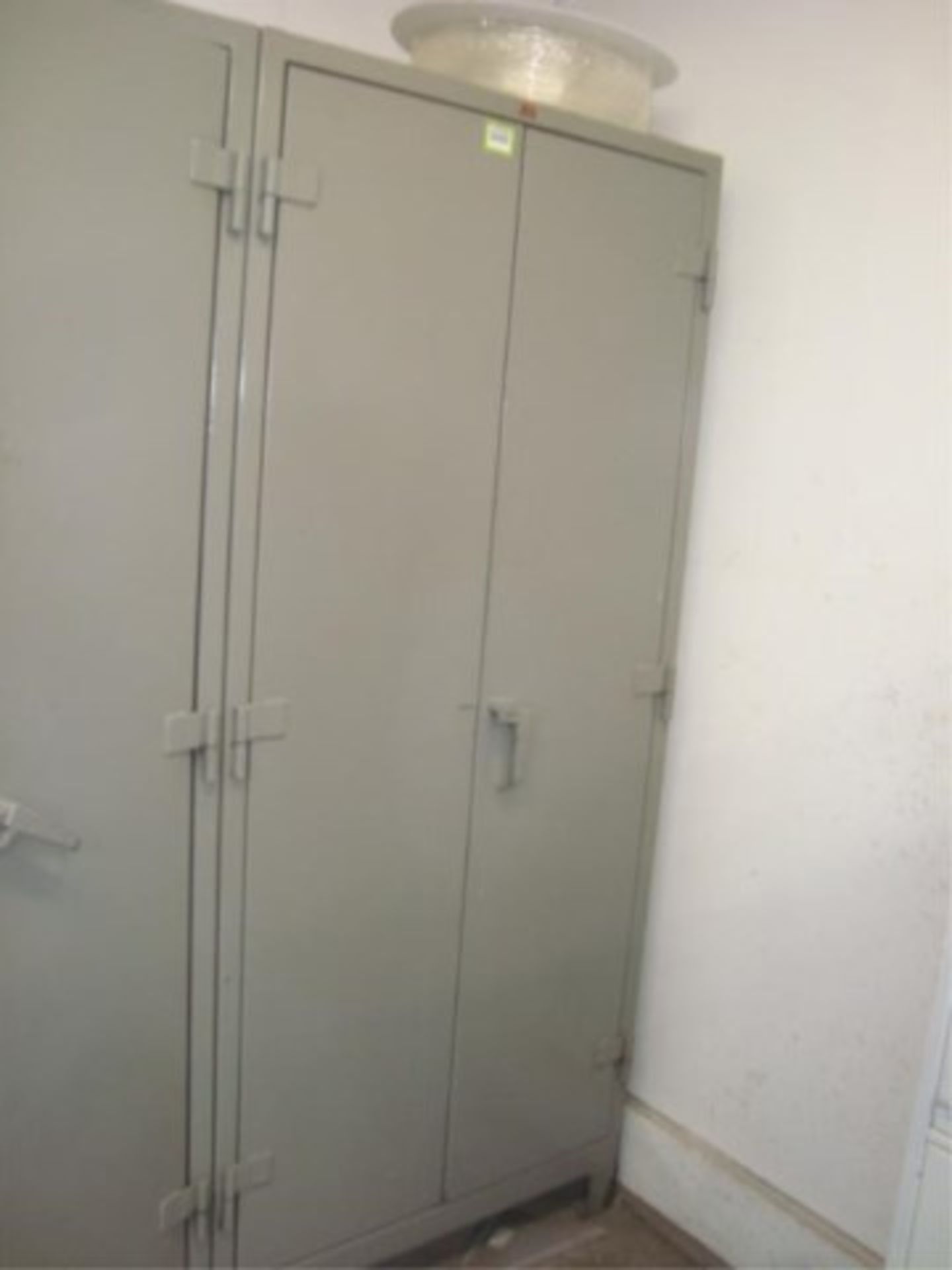 Heavy Duty 2-Door Storage Cabinet - Image 4 of 4