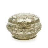 SILVER OVAL SUGAR BOWL WITH LID WITH ROCAILLE MOTIFS. - Unidentified master, [...]