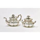 TEA SET COMPRISING SILVER-GILT TEAPOT AND A SUGAR BOWL. Workshop of Karl Sivers, [...]