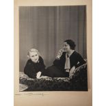 NIKOLAI KOSSIKOFF (1898-1975) Two women. 1940-50 - Gelatin silver print signed [...]