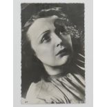 EDITH PIAF (1915-1963) Autographed postcard Erpé, Nice Signed on recto 14 x 9 cm