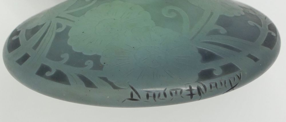 DAUM FRERES Art Nouveau cameo glass vase signed ‘Daum & Nancy’ (at the base) clear glass with white, - Image 2 of 2