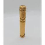 GOLD WAX CASE (ETUI À CIRE), 18TH CENTURY 18k gold wax case weight: 47,31 gr height: 12 cm