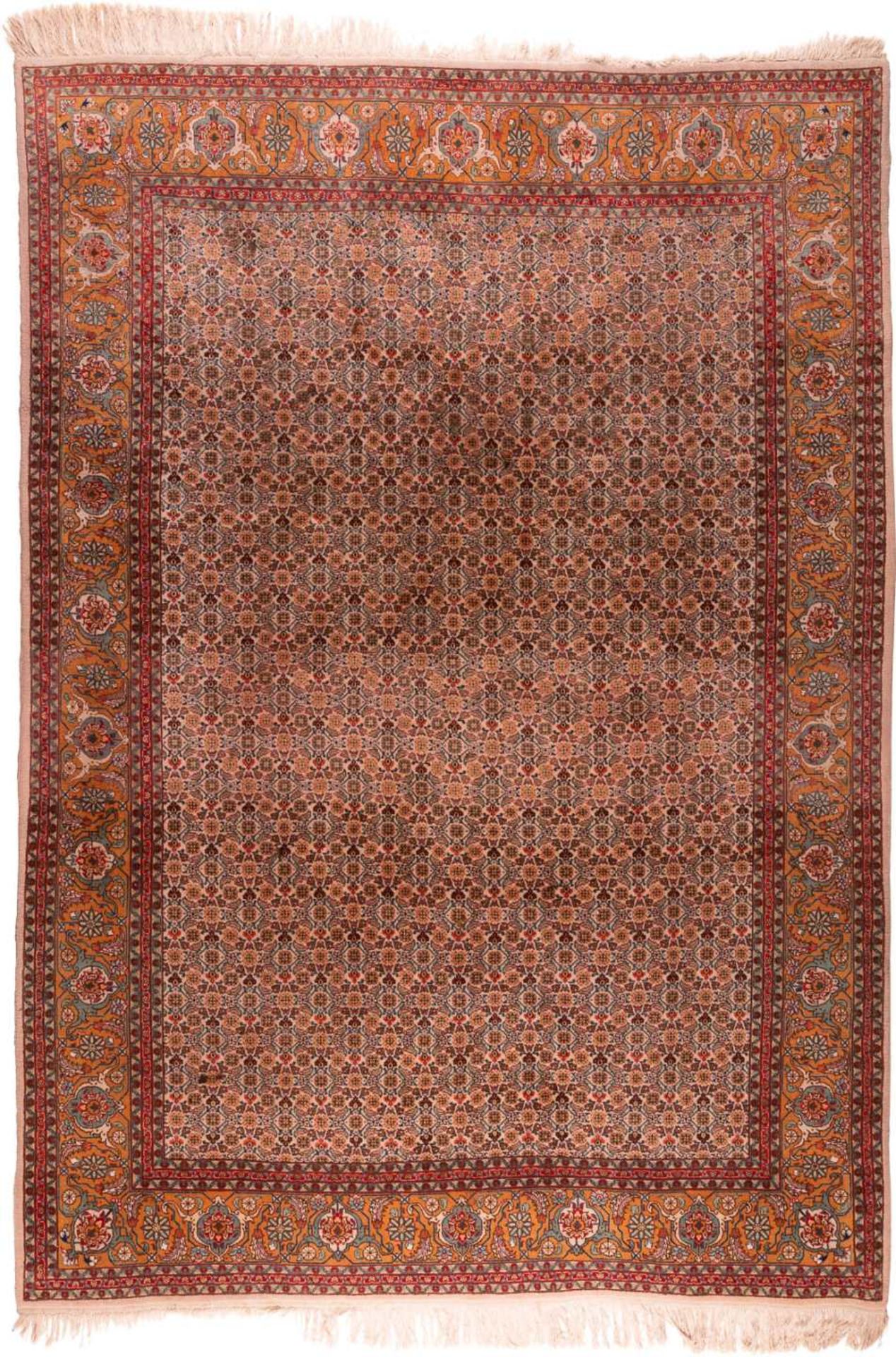 TÄBRIS Persien, um 1960/70290 x 204 cm. Min. Gebrauchsspuren.