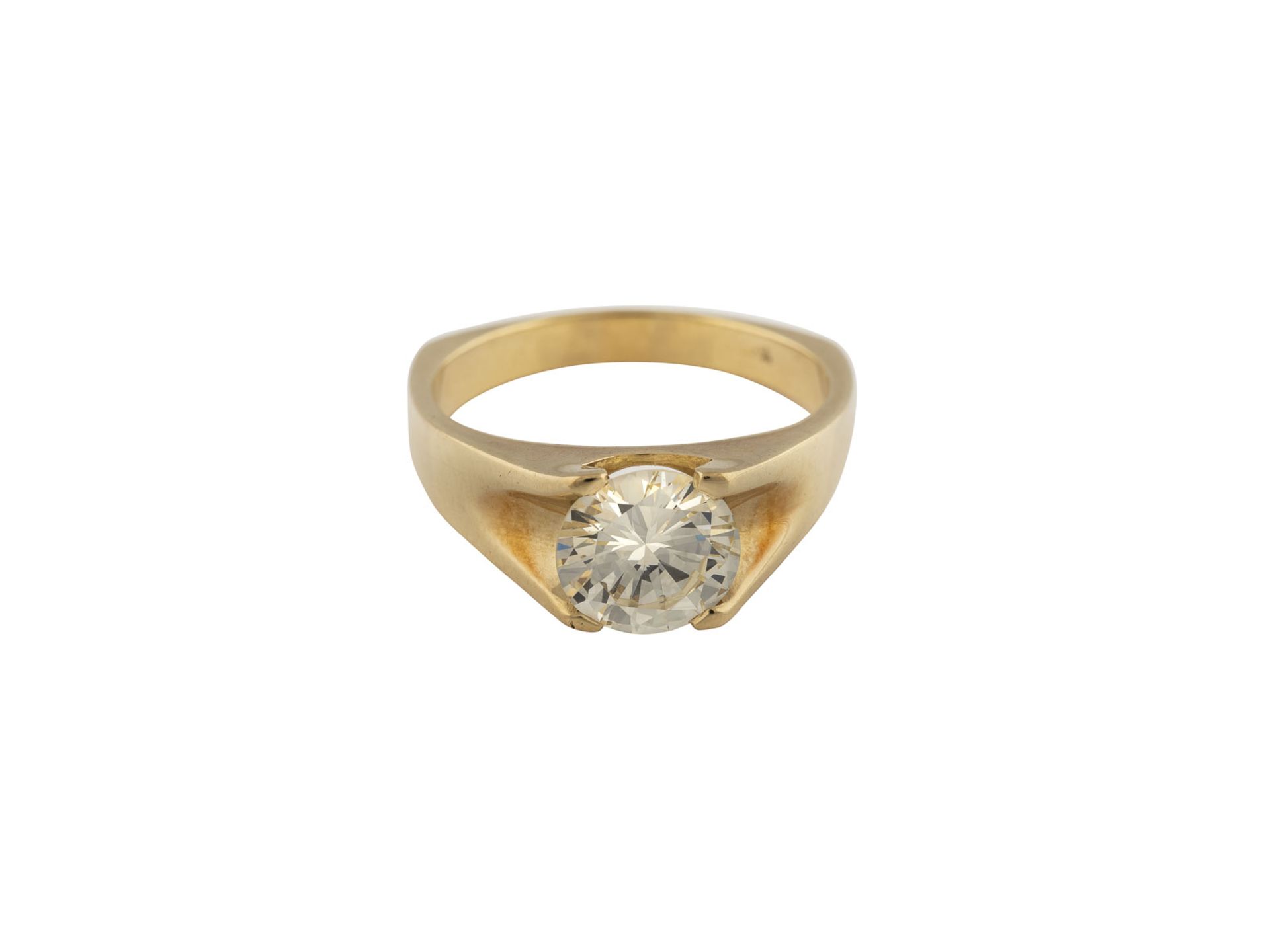 BRILLANT-SOLITAIRE-RING