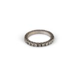 ETERNITY-RING MIT DIAMANTBESATZ