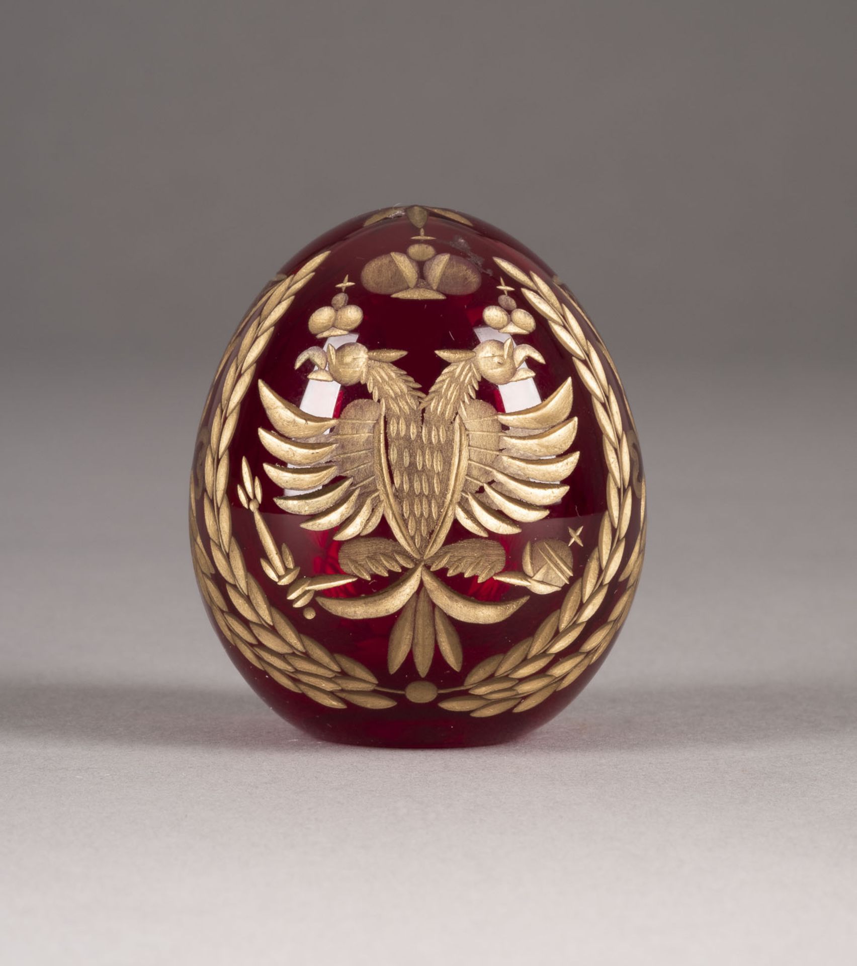 EI MIT DOPPELADLER UND MONOGRAMM VON NIKOLAUS II. VON RUSSLAND