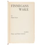 JOYCE, James (1882-1941). Finnegans Wake. London: Faber and Faber, 1939.