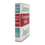 JOYCE, James (1882-1941). Finnegans Wake. New York: The Viking Press, 1939.