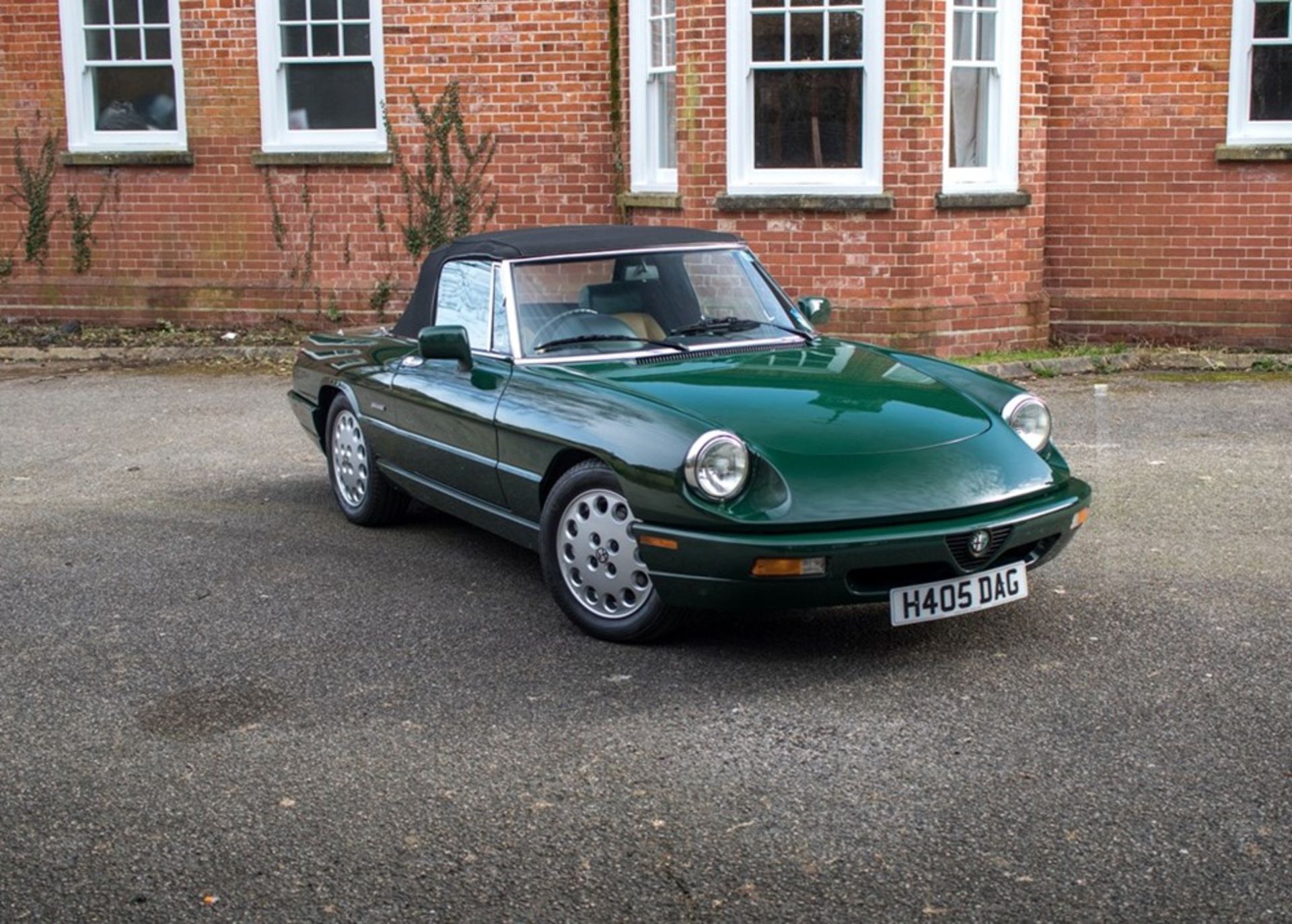 1991 Alfa Romeo Spider Veloce S4 - Image 2 of 9