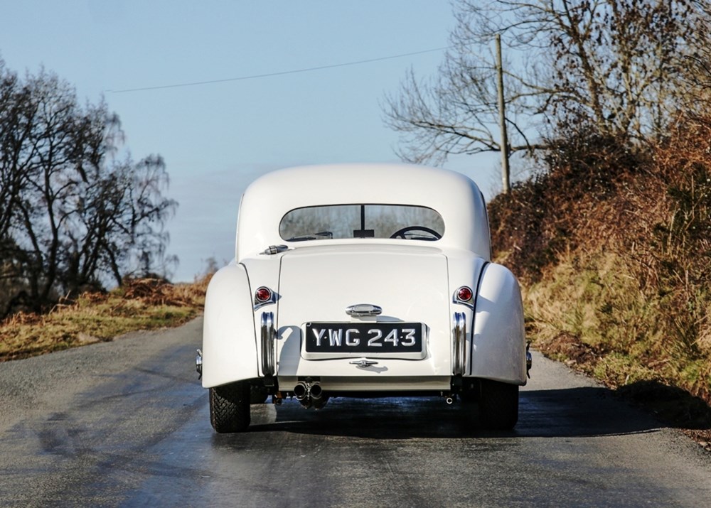 1952 Jaguar XK120 Fixedhead Coupé - Image 4 of 9