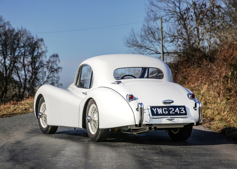 1952 Jaguar XK120 Fixedhead Coupé - Image 3 of 9