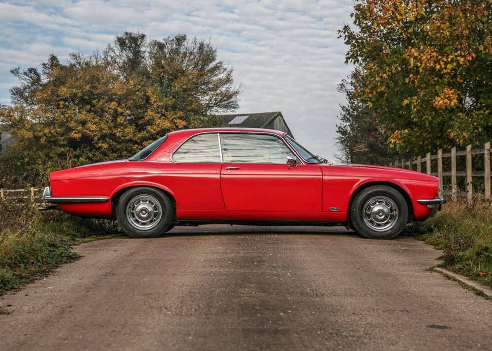 1976 Jaguar Series II Coupé (5.3 litre)