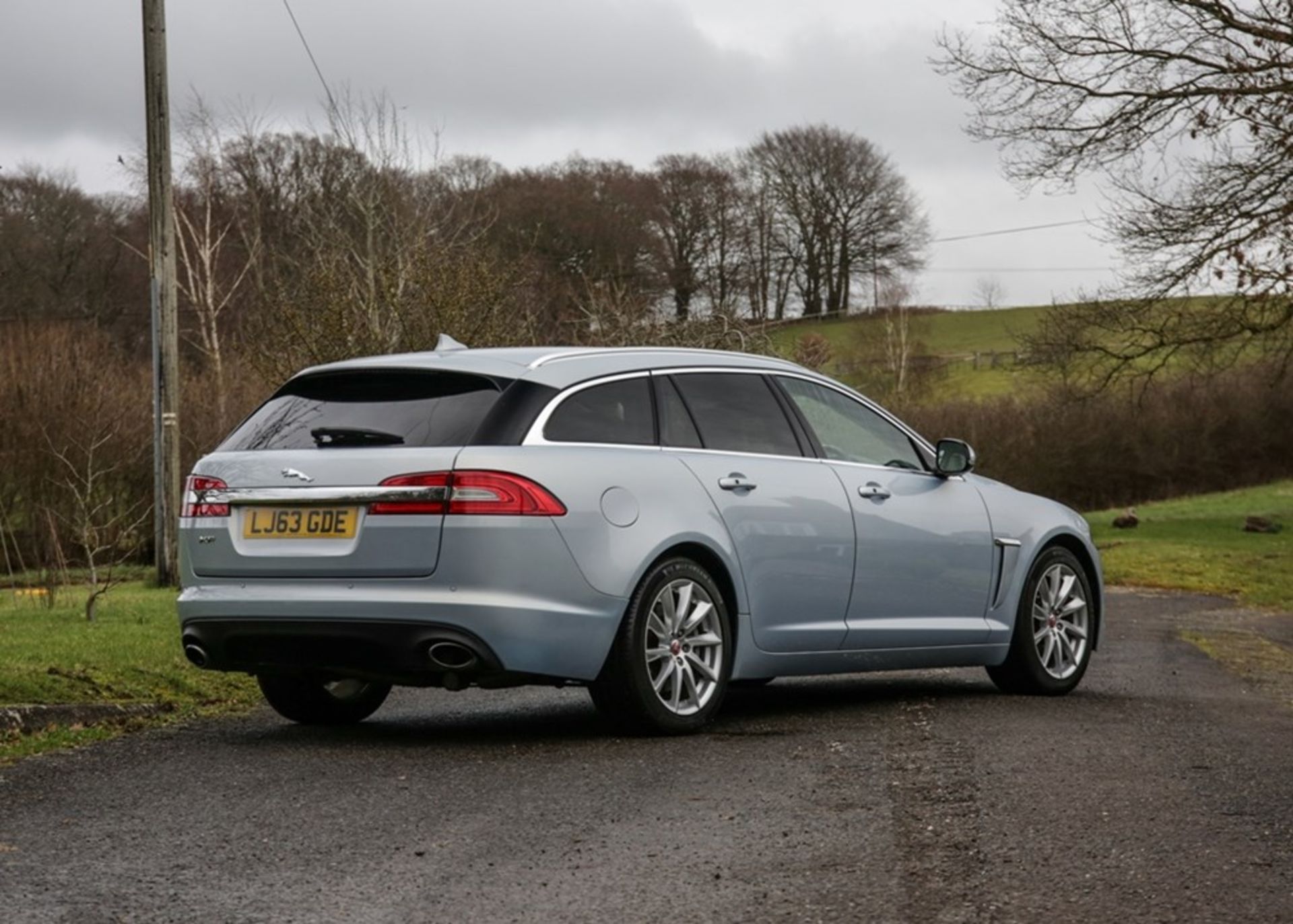 2013 Jaguar XF Sportbrake - Image 2 of 9