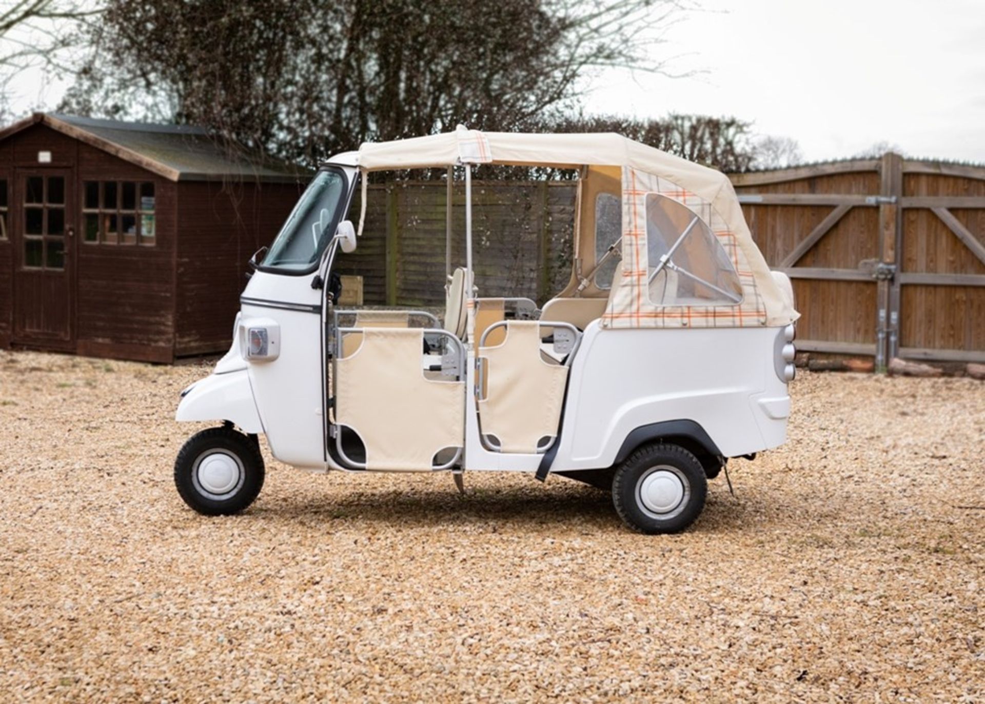 2016 Piaggio Ape TM - Image 2 of 9