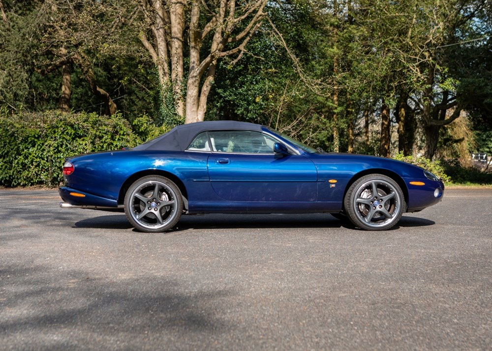 2003 Jaguar XKR Convertible - Image 2 of 8