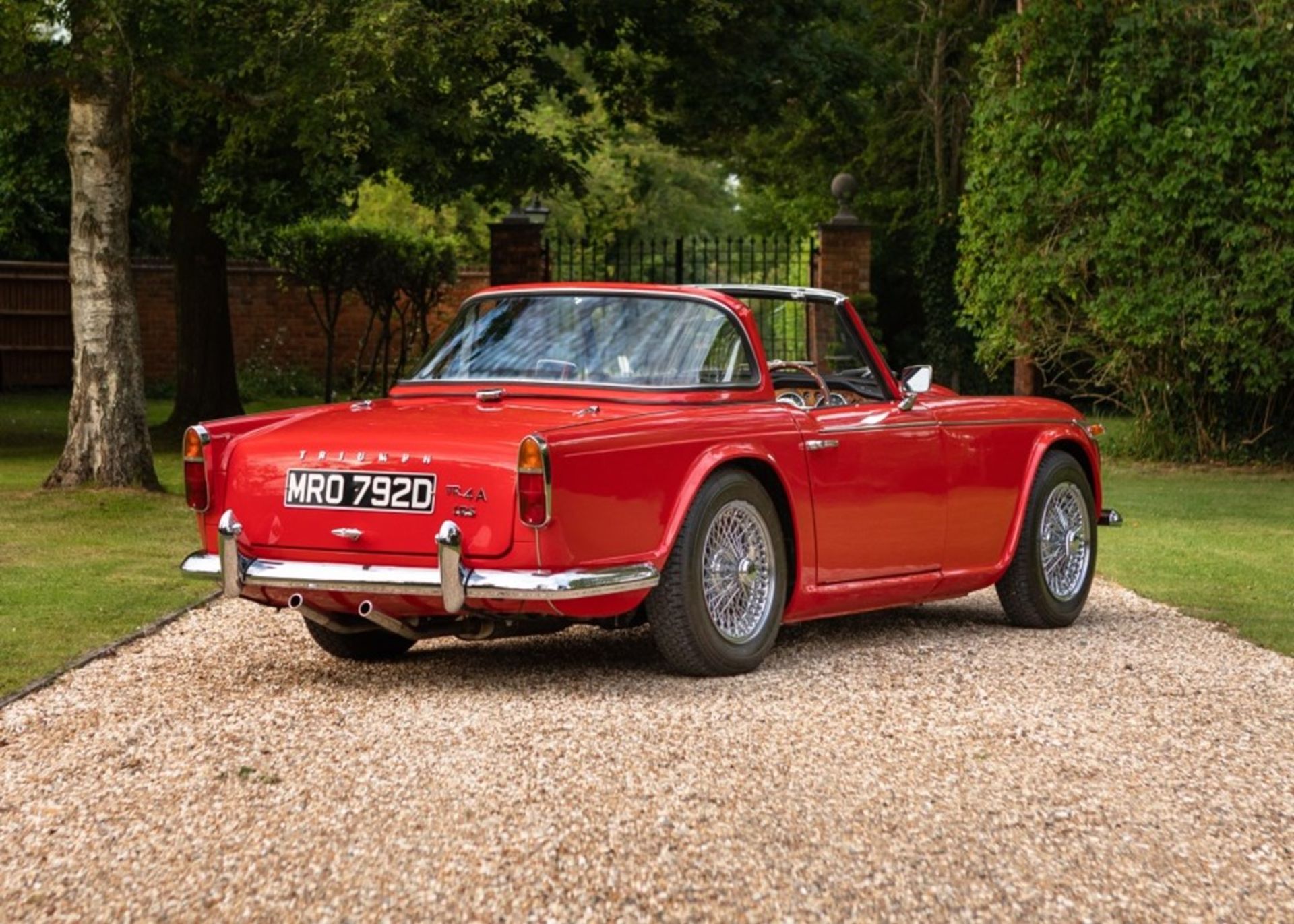 1966 Triumph TR4A IRS (Surrey Top) - Image 4 of 9