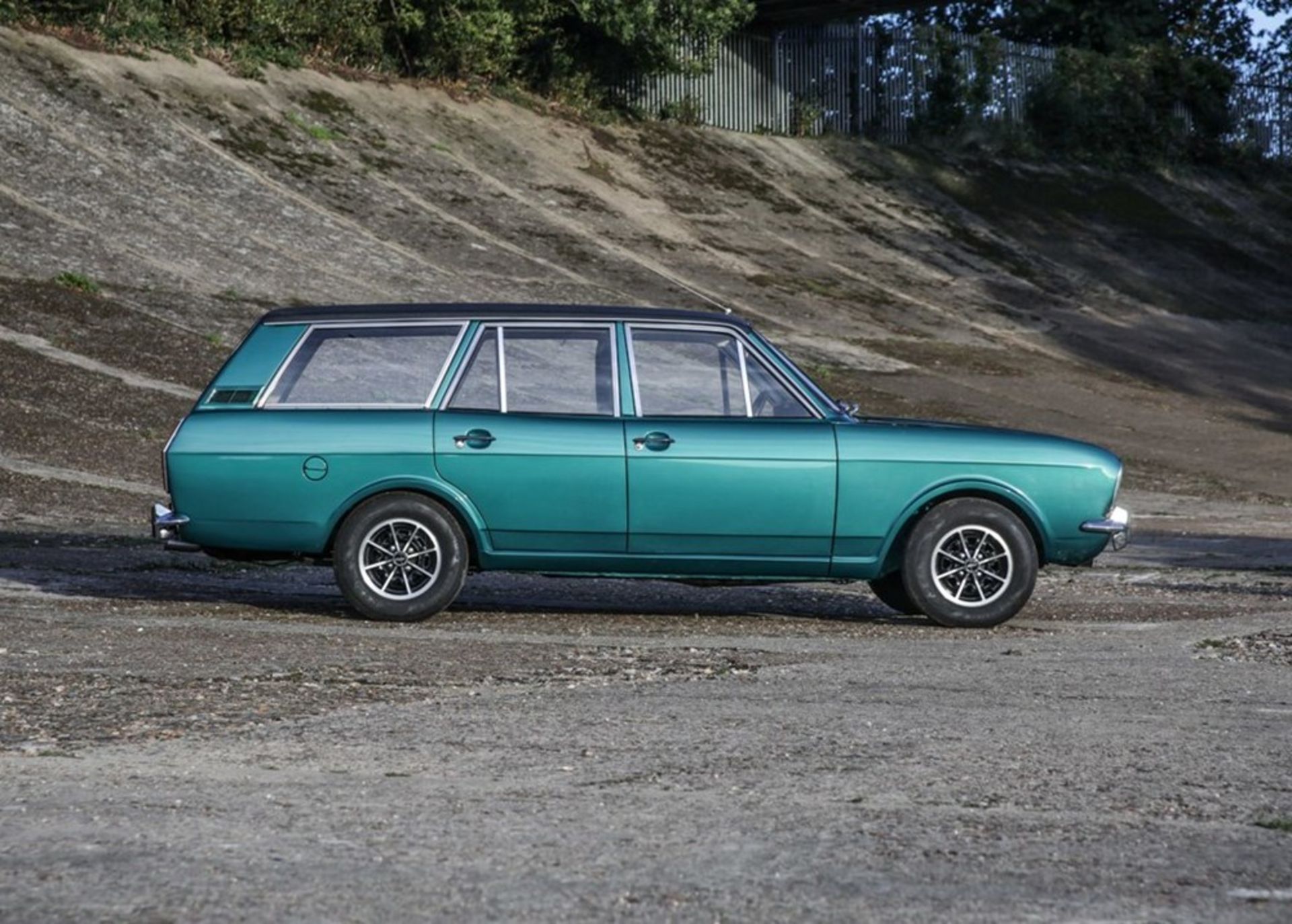 1970 Ford Cortina Mk. II Savage Estate