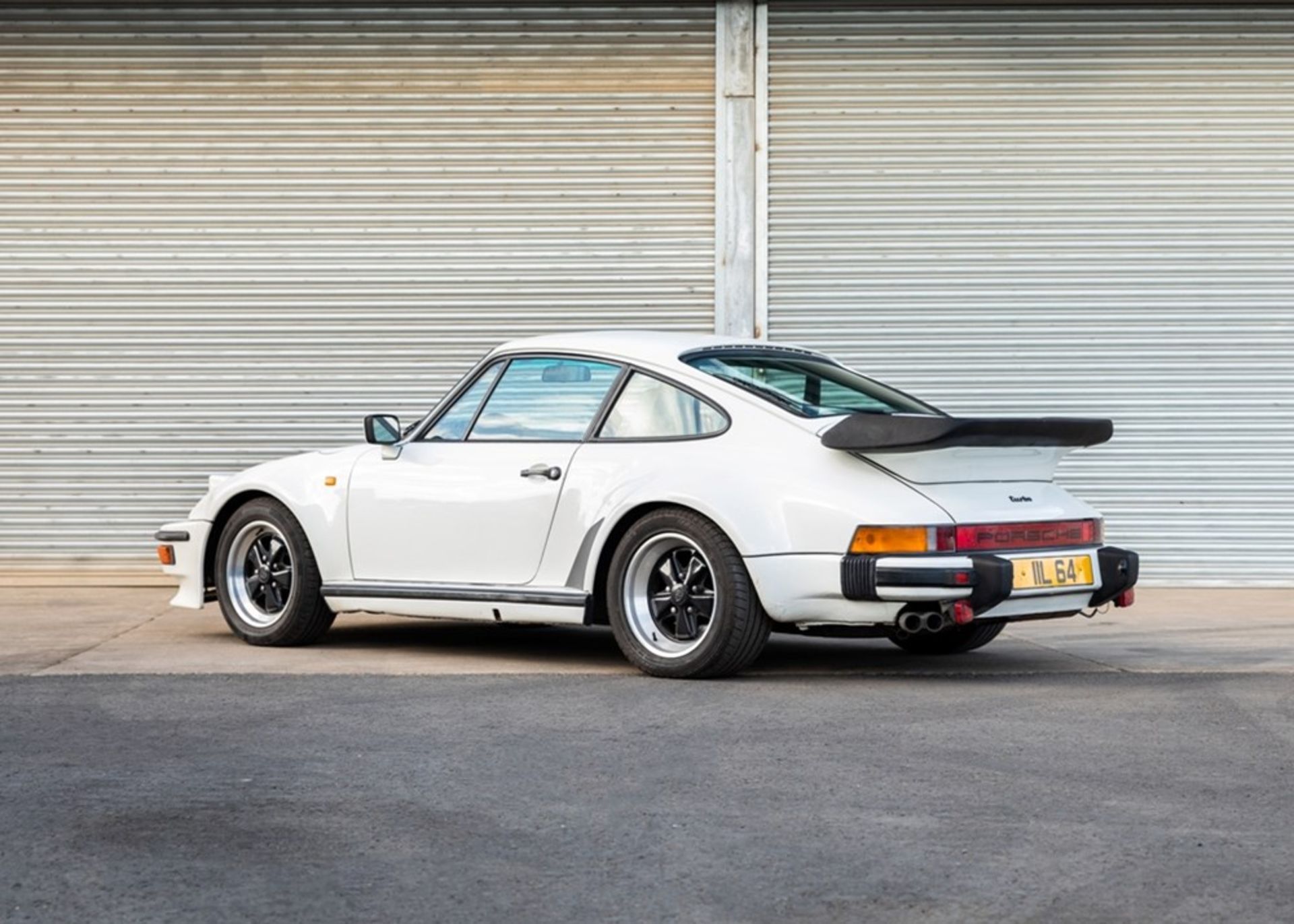 1985 Porsche 911 Turbo to Flatnose specification - Image 2 of 9