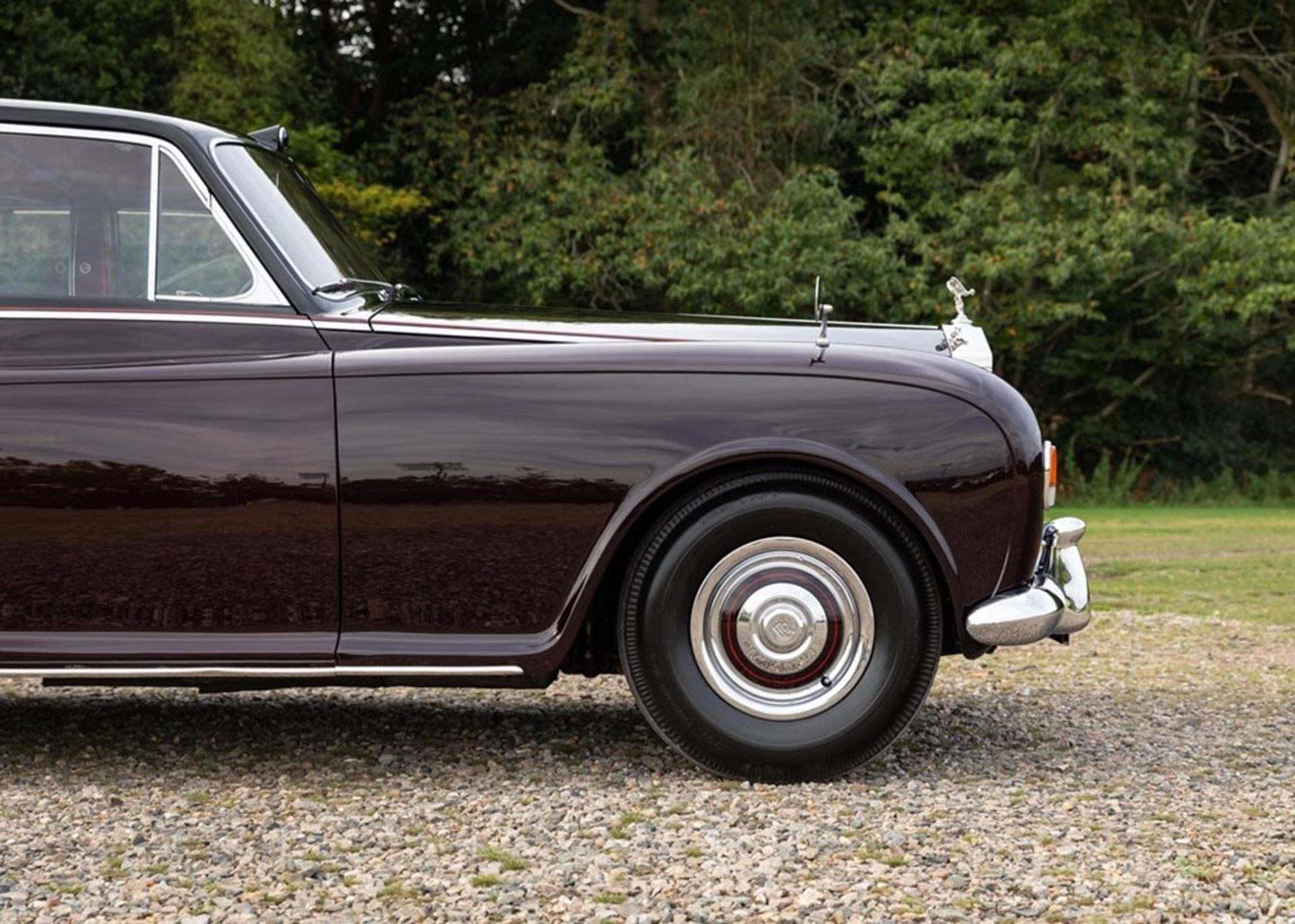 1964 Rolls-Royce Phantom V Limousine by Mulliner Park Ward Ex-HRH Princess Alexandra - Image 4 of 8