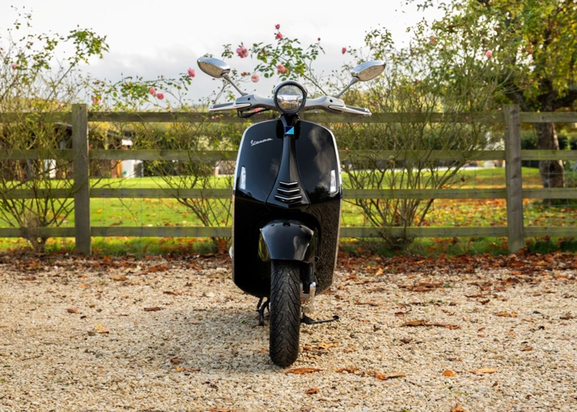 2013 Piaggio Vespa 946 - Image 7 of 9