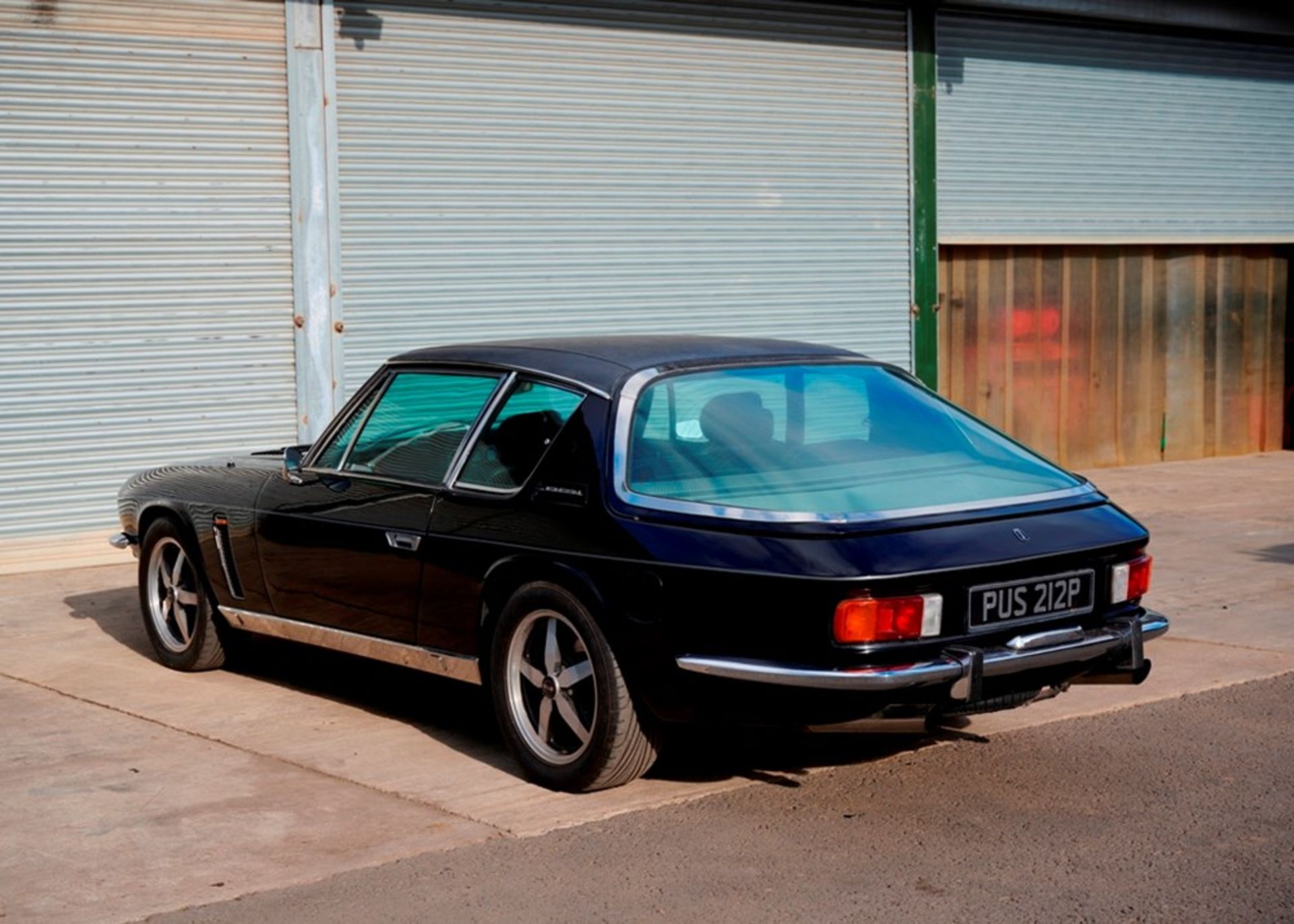 1975 Jensen Interceptor Mk. III - Image 3 of 9