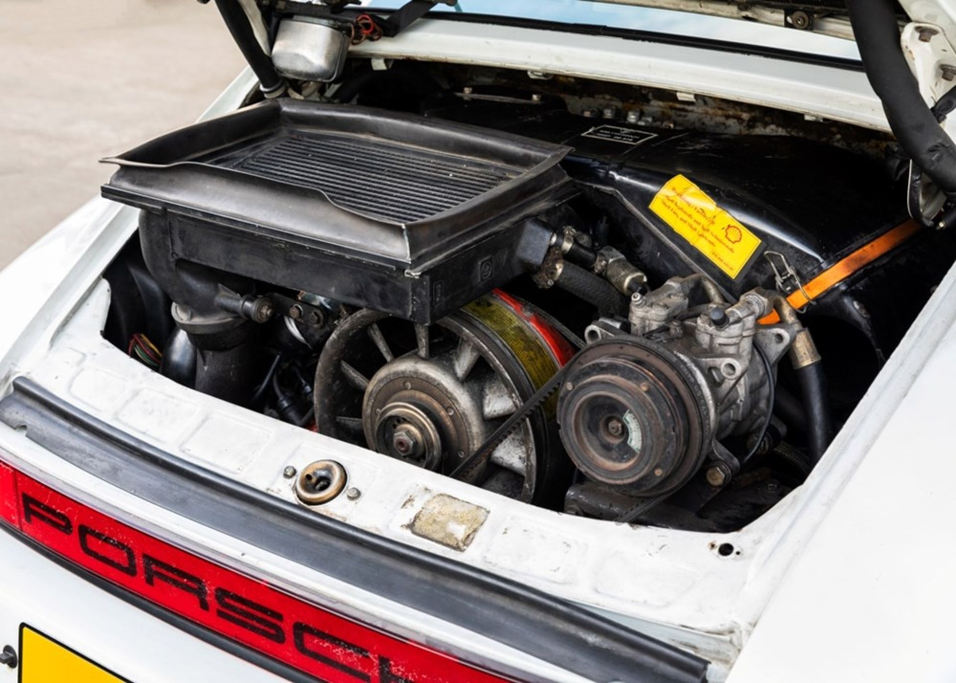 1985 Porsche 911 Turbo to Flatnose specification - Image 7 of 9