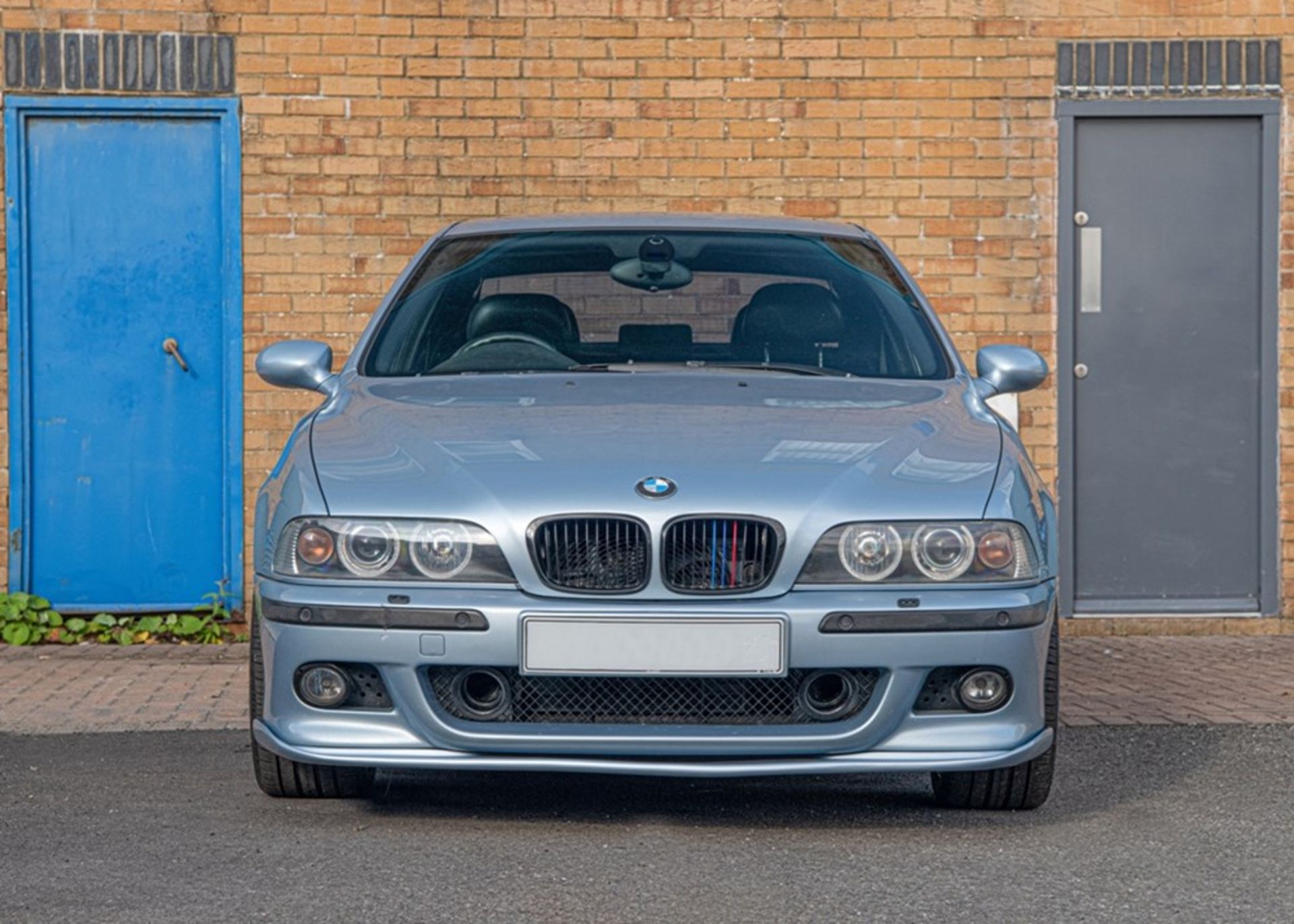 2001 BMW M5