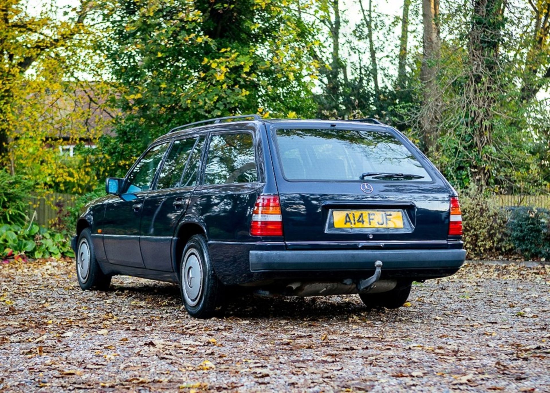 1992 Mercedes-Benz 200TE - Image 2 of 9