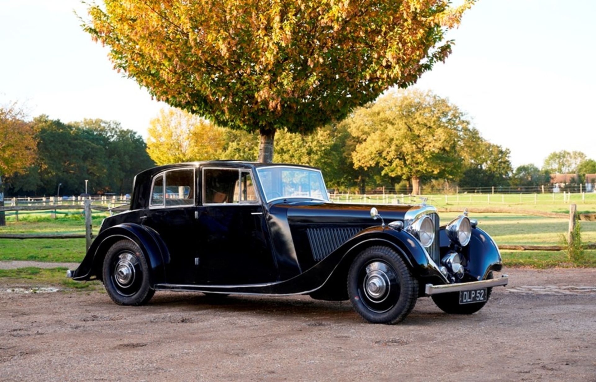 1937 Bentley 4¼ litre Saloon by Freestone & Webb