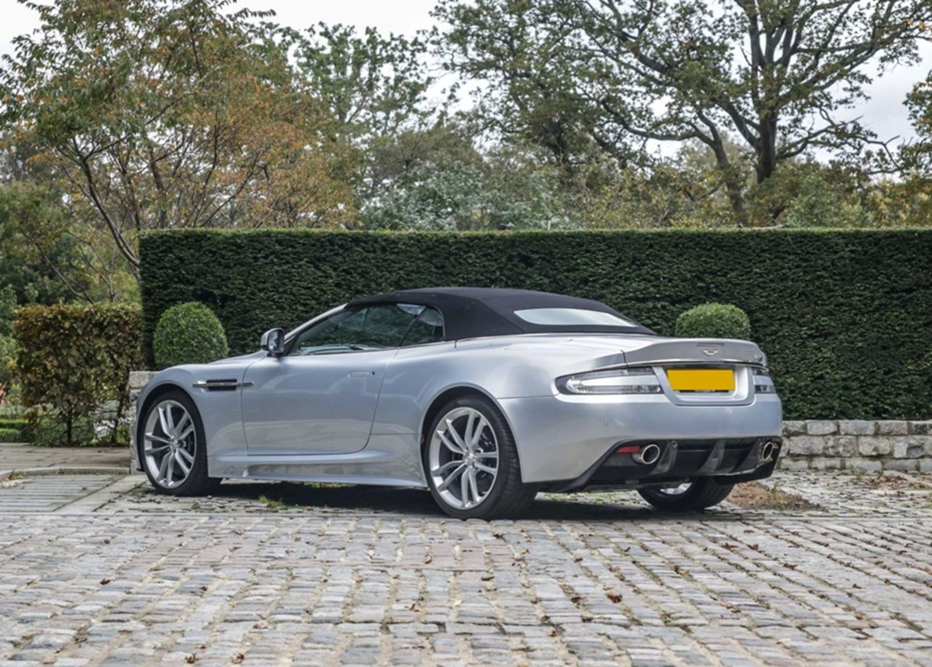 2010 Aston Martin DBS Volante - Image 4 of 9