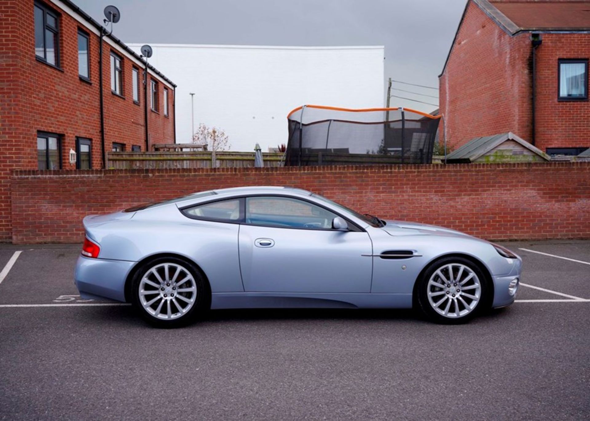 2004 Aston Martin Vanquish 2+2