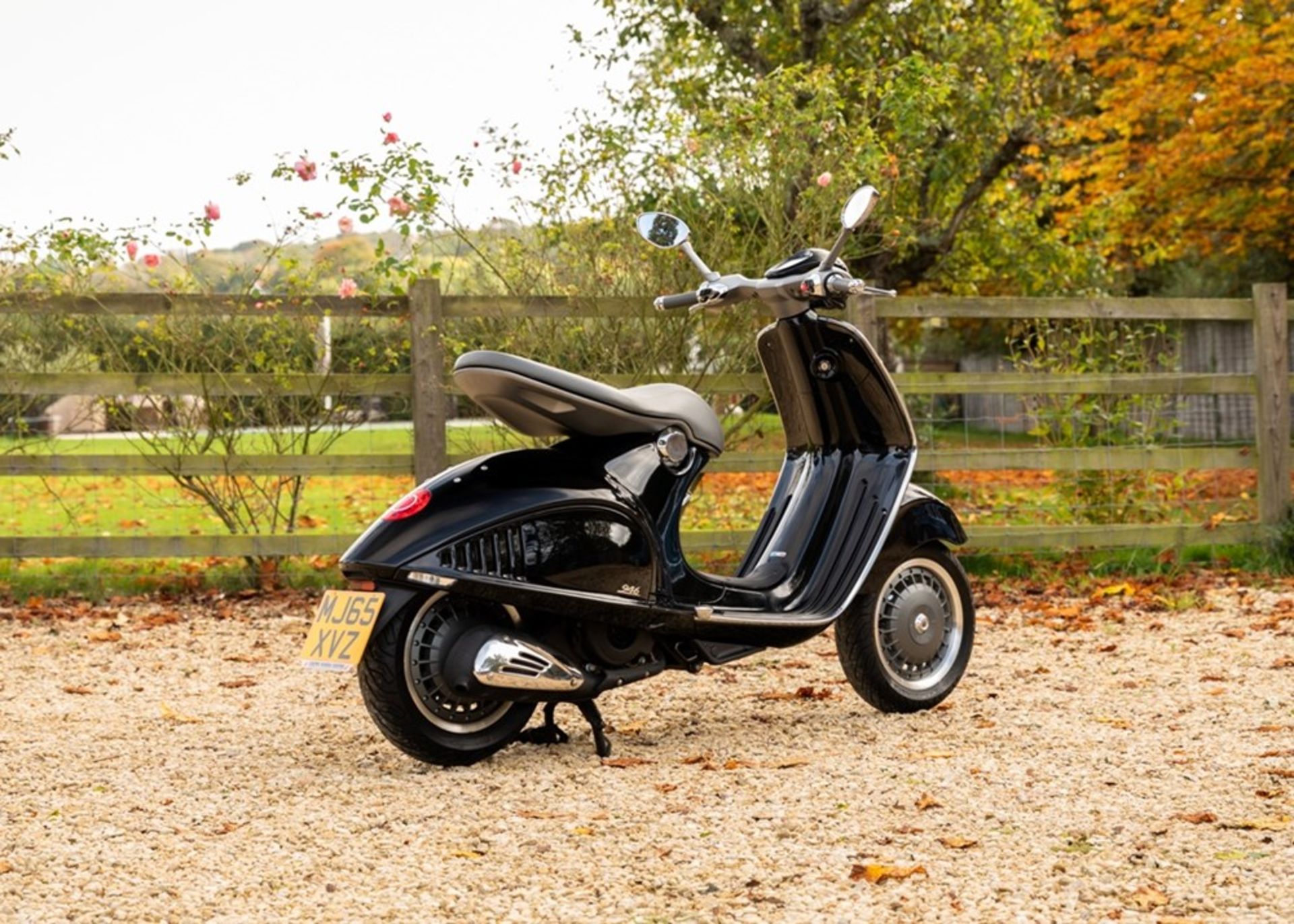 2013 Piaggio Vespa 946 - Image 4 of 9