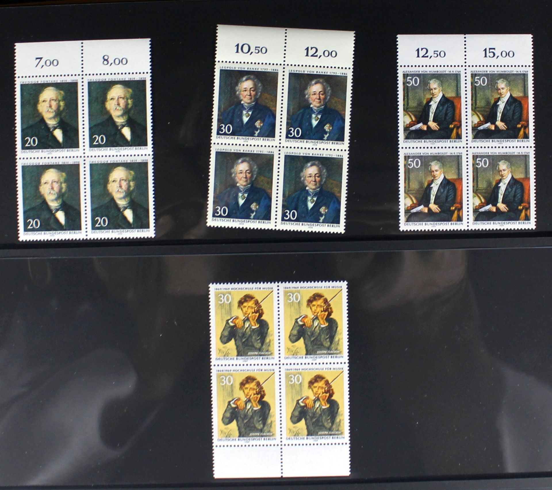 3 Briefmarkenalben „Motive“, nur Gemälde, hochwertige Lindner-Alben mit schwarzen Blättern, Neupreis - Bild 3 aus 4