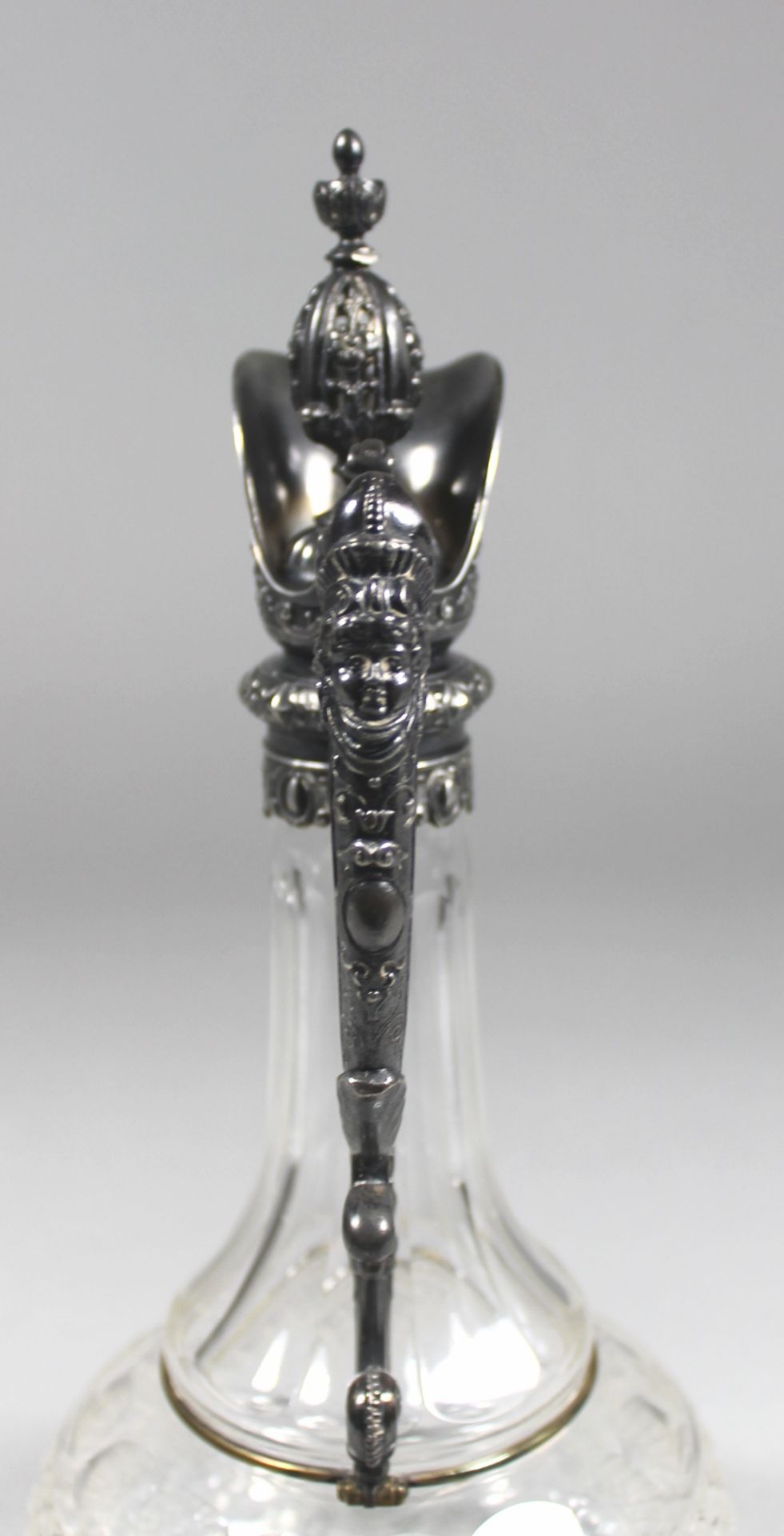 1 Historismus-Schenkkanne Kristall, bauchiger Korpus mit verschiedenen Schlifftechniken, Bodenstern, - Image 3 of 4