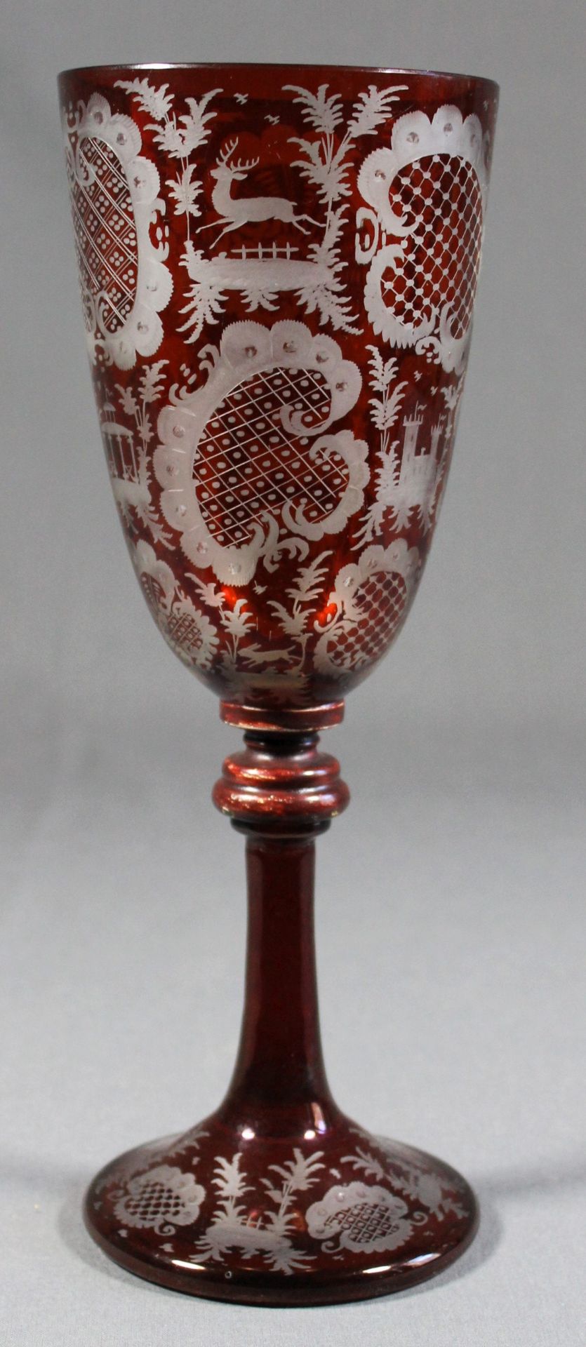1 großes Pokalglas, mundgeblasen, ausgeschliffener Abriss, rubinrot lasiert und dekorativ - Image 5 of 6