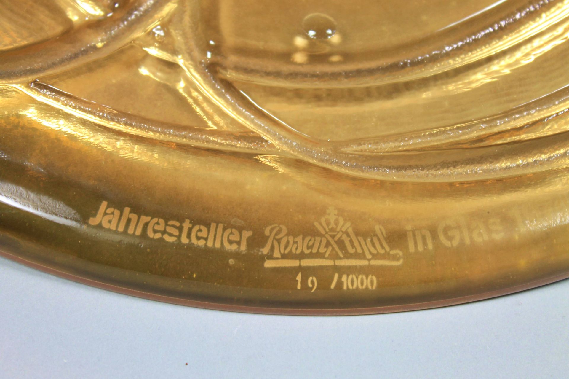 1 limitierter Jahresteller in Glas "Rosenthal 1974", Entwurf Otto PieneJahresteller von Rosenthal - Image 2 of 2