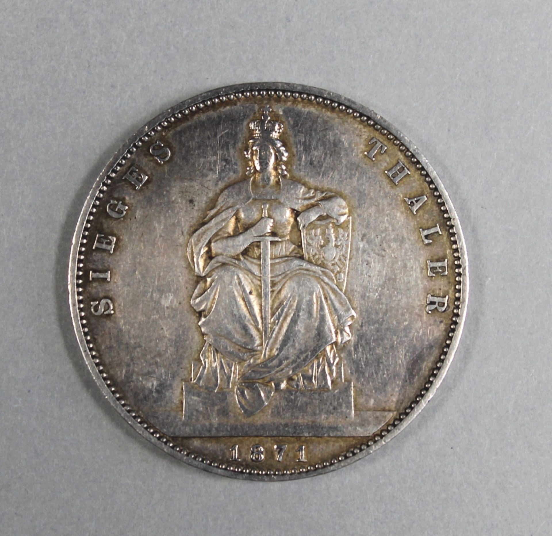1 Münze Silber "Sieges Thaler 1871, Wilhelm König von Preussen", D ca. 35mm, (ca. 18,45g) - Image 2 of 2