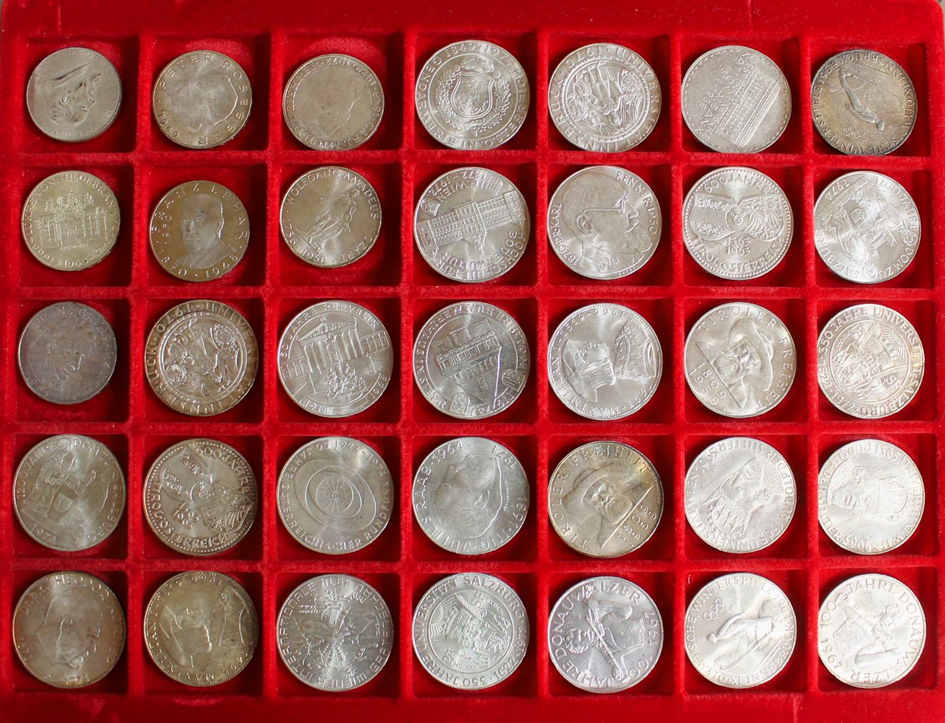 1 Konvolut von 25 x 50 Schillinge, 6 x 25 Schillinge sowie einem 2 Schillingmünze, Silber (900/000),