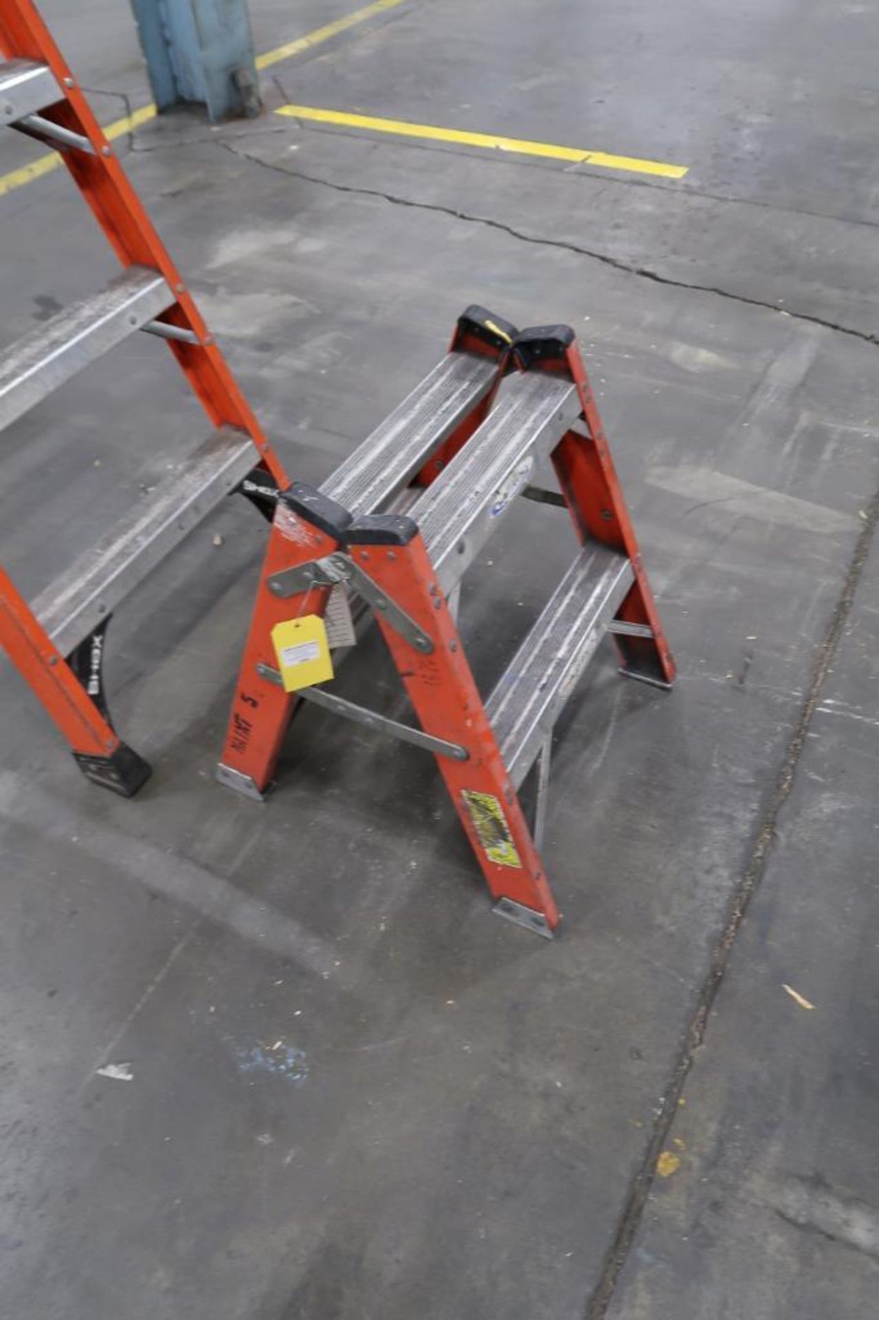 Werner 2-Step Fiberglass Ladder