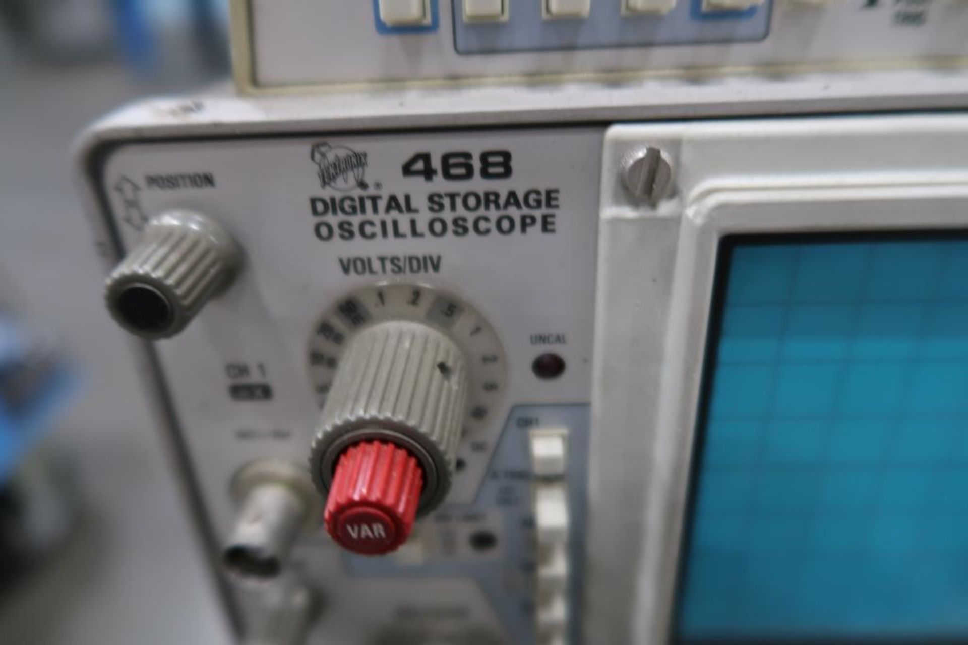 Tektronix Model 468, Digital Storage Oscilloscope - Image 4 of 7