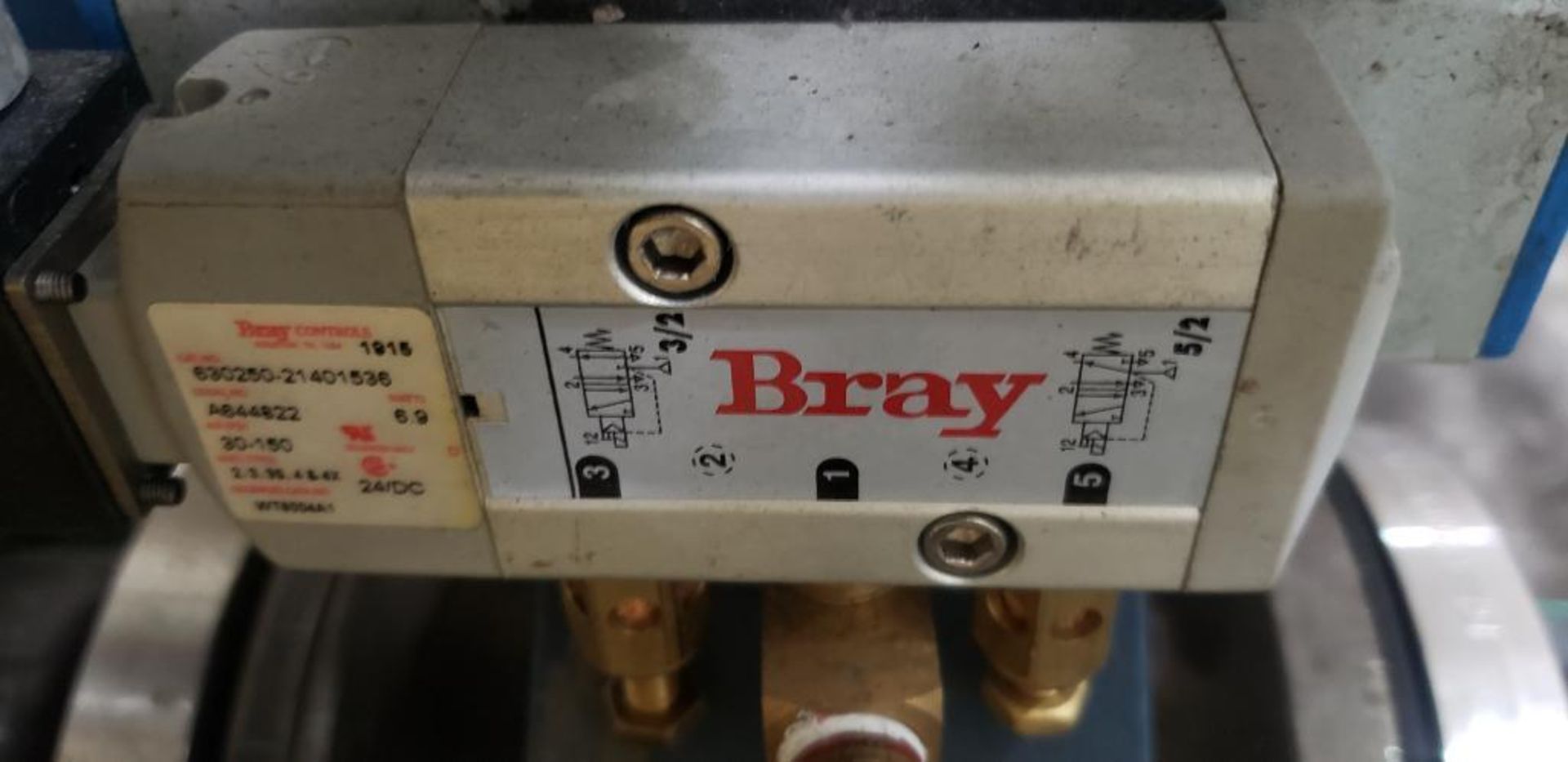 Bray Cat.# 630250-21-401536 Valve Control & Jamesbury VPVL200 DA B Valve Actuator Attachment - Image 3 of 3