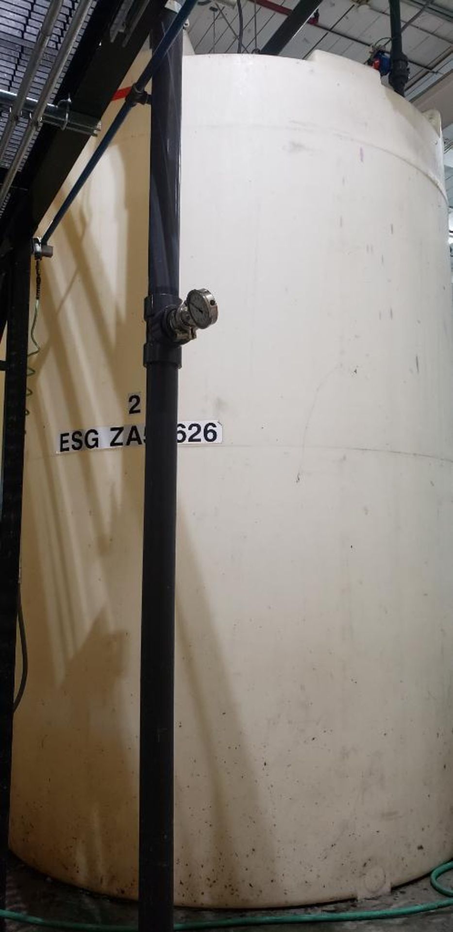 Sii Vertical Poly Tank Approx. 5500 Gal Capacity